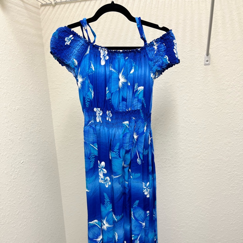 Tropical Print Dress 🌴